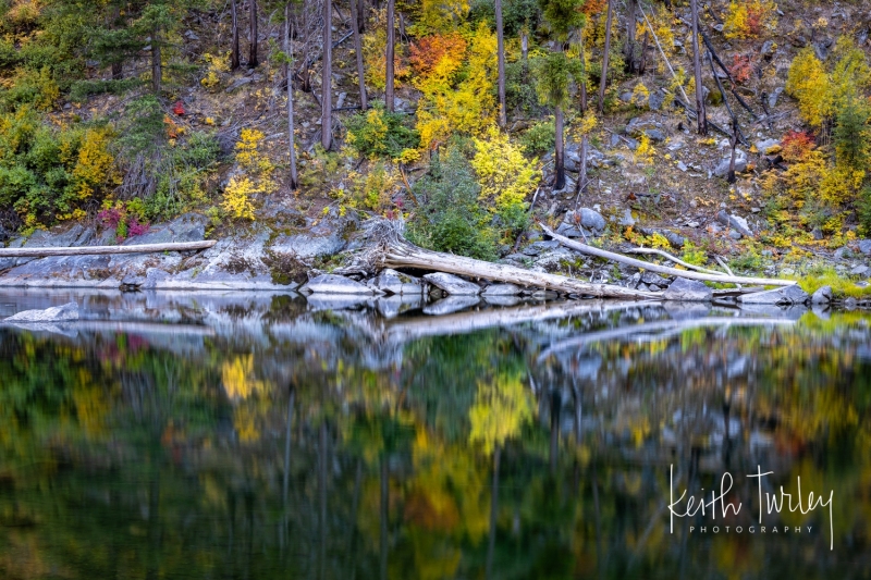 231006-6087-wenatchee-river-reflection